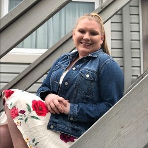 Meet your Posher, Kelsey